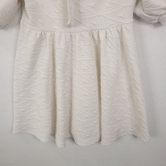 Free People Violet  Mini Dress White M Puff Sleeve Textured Back Tie babydoll - Picture 2 of 15